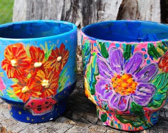 Handpainted terracotta cylinder shape indoor planter/plant pots