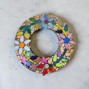Mosaic wreath 6"
