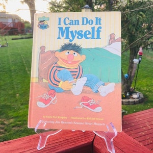 Sesame Street &quot;I Can Do It Myself&quot; Book Vintage
