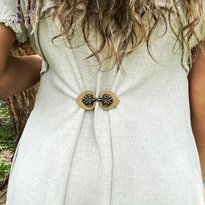 Cinch Clip Waist Cincher Bronze Leaf on Brown Leather Dress Clips