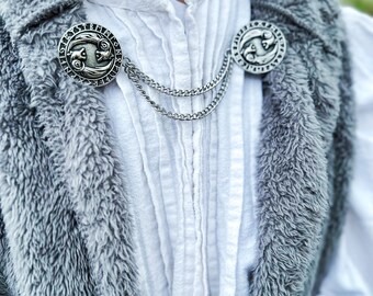 Broche de capa de lobo nórdico con cadena / Broche medieval de acero inoxidable, accesorios de fantasía / Capas con cierre resistente, túnica LARP, Ren Faire