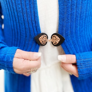 Sweater Clip | Copper on Black Leather Dress Clips | Cloak Clasp Cinch Clip | Cardigan Clips | Unique Gift | Scarf Cape Kardiklips | K-130