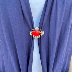NEW Red & Gold Brooch | Medieval Renaissance | RenFaire Garb | Fantasy Cosplay Costume Jewelry I Beautiful Old World Clasp Pin | K-503