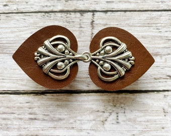 Cinch Clip | Cloak Clasp | Silver & Brown Leather Dress Clips | Waist Cincher | Cardigan Clips | Unique Gift | Scarf Kardiklips | K-121