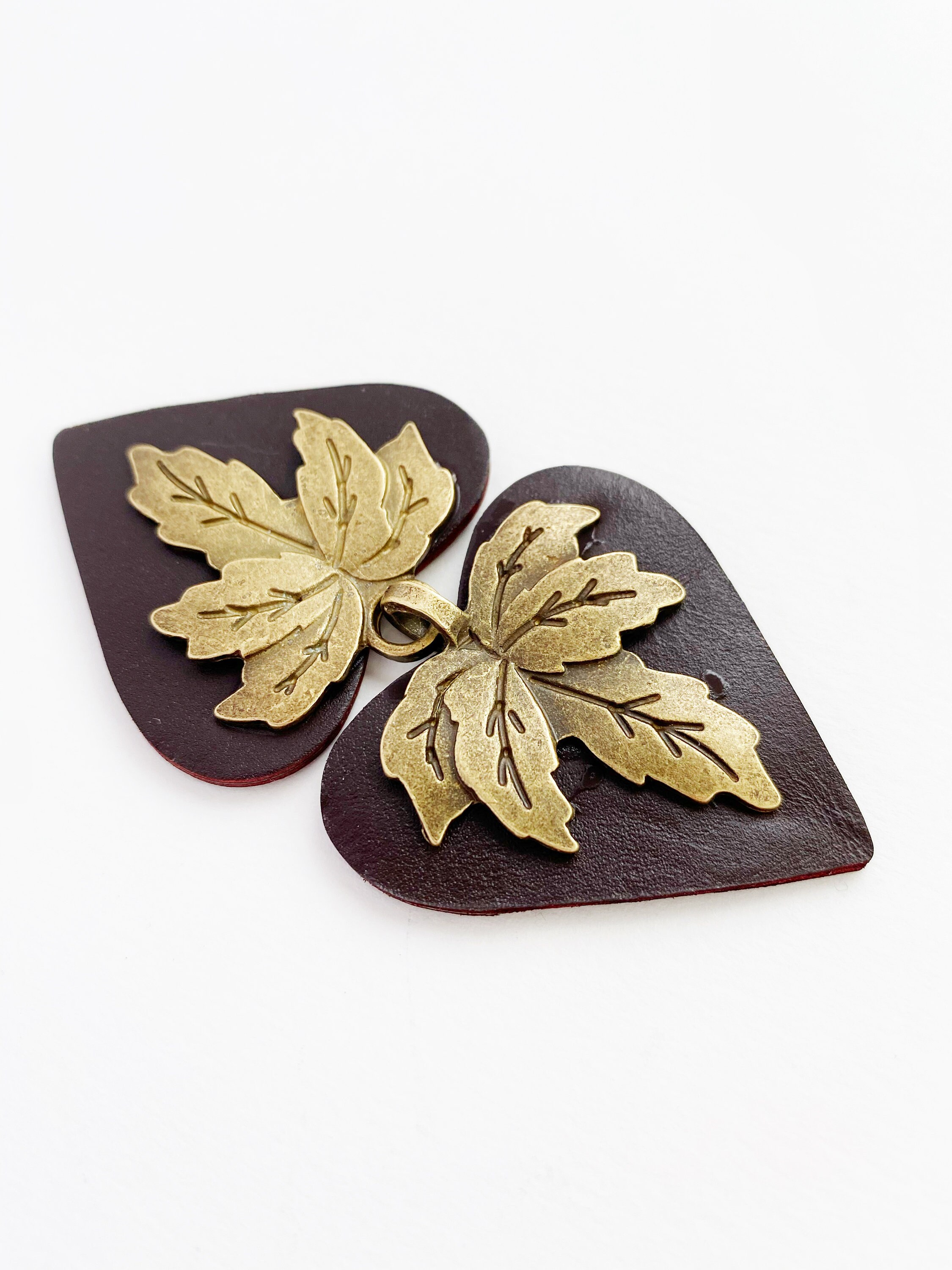 Cloak Clasp Bronze Leaf on Dark Brown Leather Dress Cinch Clip