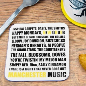 Dessous de verre musical Manchester • Inspiré des tapis • Hommage aux groupes de Manchester • Cadeau mancunien fait main • Souvenir fabriqué au Royaume-Uni