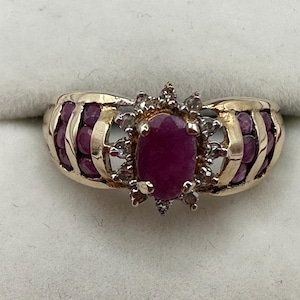 Vintage 10K Yellow Gold Ruby and Diamond Ring~Size 7 1/4