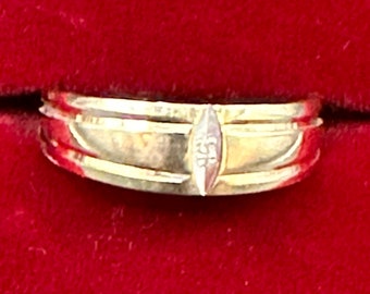 14K Yellow Gold Diamond Band Ring~Size 6
