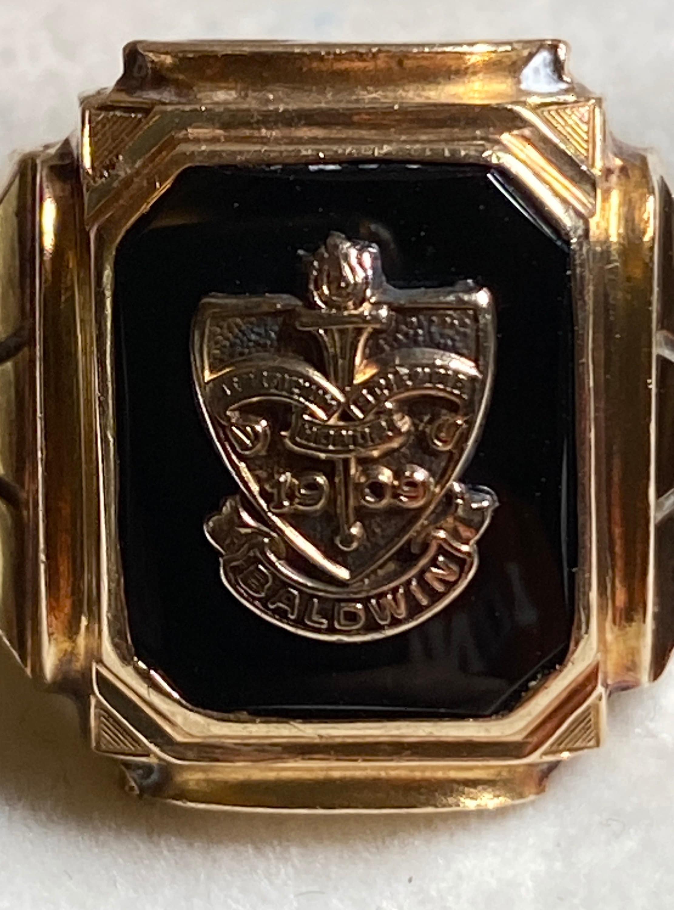 Very Vintage 10K Yellow Gold Signet Ring From Baldwin College 