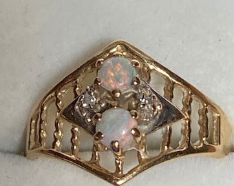 Vintage 14K Yellow Gold Double Opal Ring with Diamond Accent~Size 5 1/2