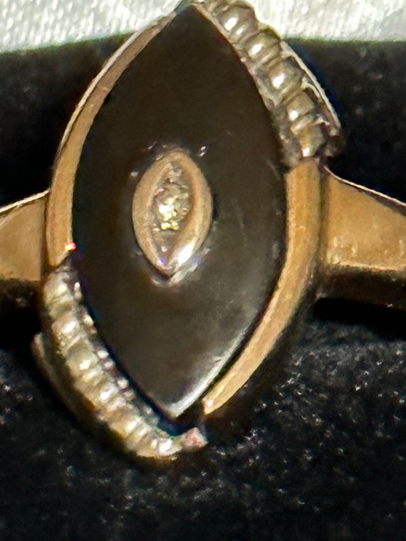 Vintage 10K Yellow Gold Black Onyx Ring with Diam… - image 8