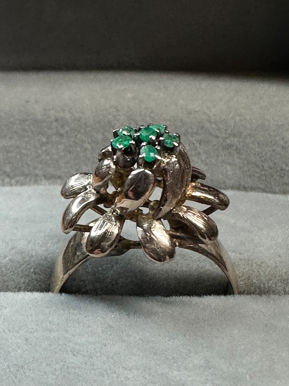 Vintage and Unique 10K Emerald Ring~Size 6