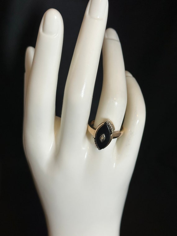 Vintage 10K Yellow Gold Black Onyx Ring with Diam… - image 6