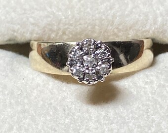 Vintage 10k Yellow Gold Diamond Cluster Ring~Size 5