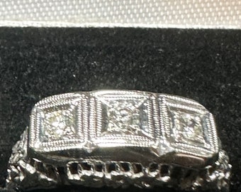 Antique Edwardian 14K White Three Diamond Filigree Ring~Size 5 1/4
