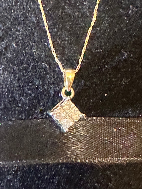 10K Yellow Gold Diamond Pendant and 20” Chain - image 6