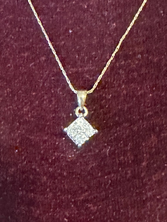 10K Yellow Gold Diamond Pendant and 20” Chain - image 2