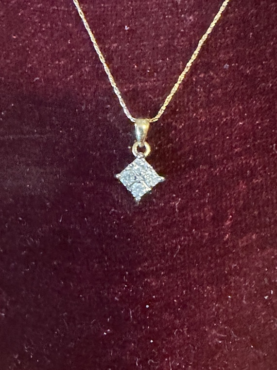 10K Yellow Gold Diamond Pendant and 20” Chain - image 3