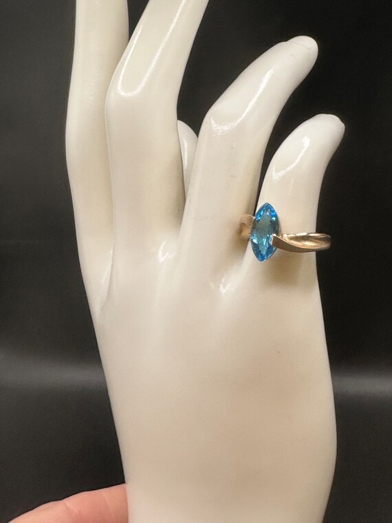 10K Yellow Gold Marquise Cut Swiss Blue Topaz Sol… - image 6