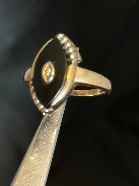 Vintage 10K Yellow Gold Black Onyx Ring with Diam… - image 2