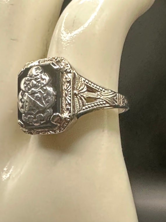 Very Vintage 14K White Gold Signet Ring~Crest Unr… - image 5
