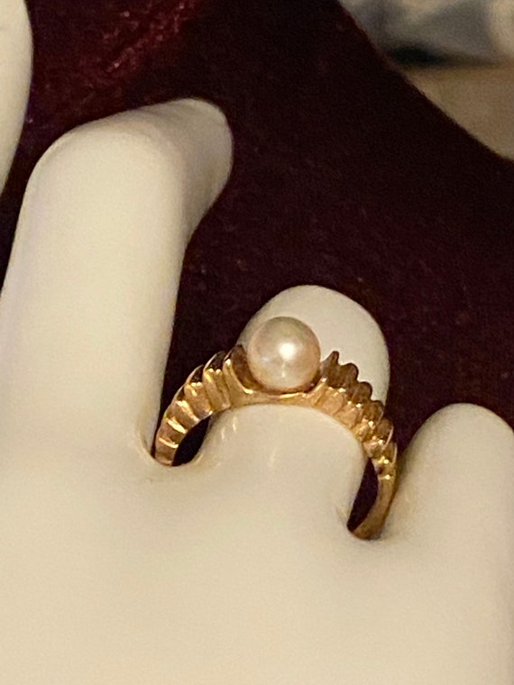 Unique 10K Yellow Gold Pearl Ring~Size 7 1/2 - image 8