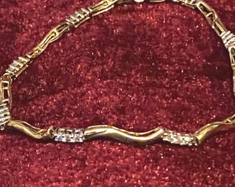 10K Yellow Gold Diamond Link Bracelet~7 1/4”