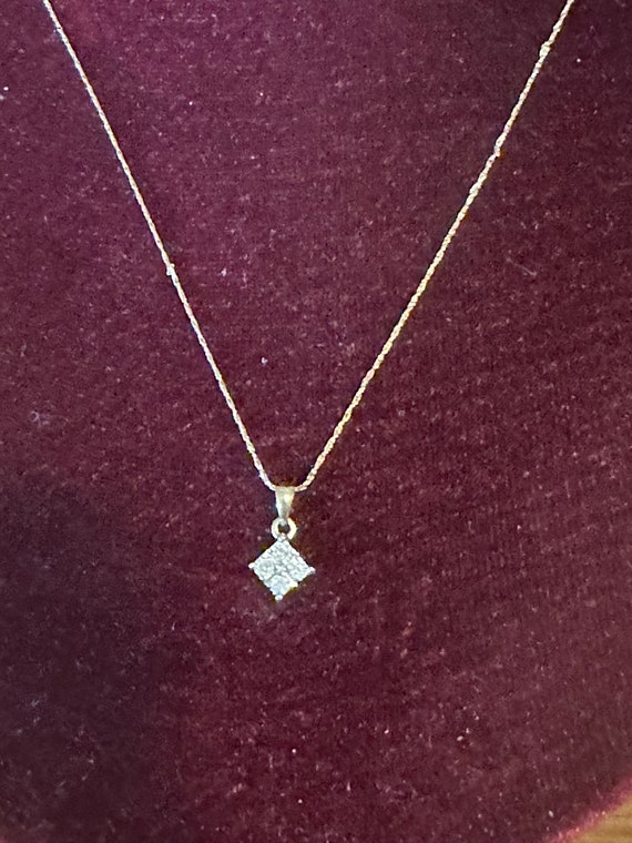 10K Yellow Gold Diamond Pendant and 20” Chain - image 4