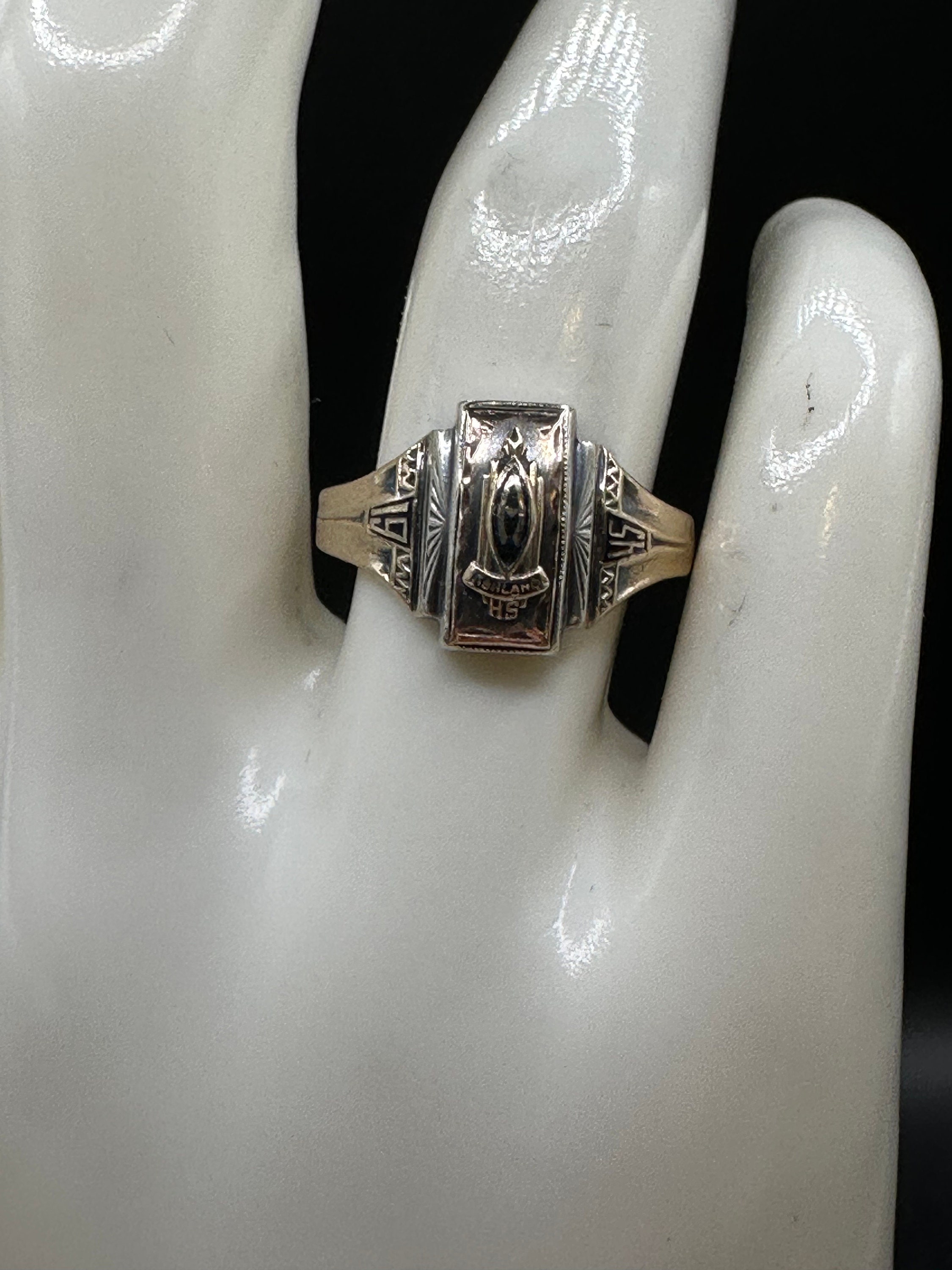 Vintage 10K Yellow Gold and Sterling Silver 1945 Senior Ring~size