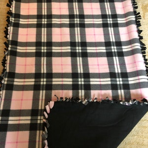 Plaid Handmade No-sew Fleece Blanket