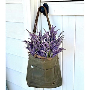 Gardener&#39;s Multipurpose Shoulder Bag  | For Tools, the Market or Harvest