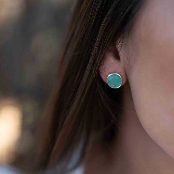 Pendientes de Calcedonia Aqua ~ Stud ~ Joyería ~ Chapado en oro de 18k ~ Natural ~ Minimalista todos los días ~ Regalo para ella ~ Boho ~ Hippie ~ ME179