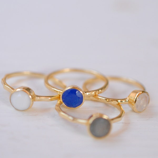 White Agate Ring  ~ Gold Plated ~ Handmade ~ Everyday ~Solitaire ~Hippie ~Bohemian ~ Blue Stone ~ Stackable Ring~  MR068