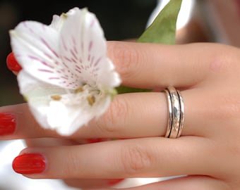 Spinning Ring ~ Spinner ~ Spin ~ Meditation ~ Yoga ~ Anxiety ~ Anti Stress ~ Thin Band ~ Sterling Silver 925 ~ Handmade ~ Hammered ~ MS027