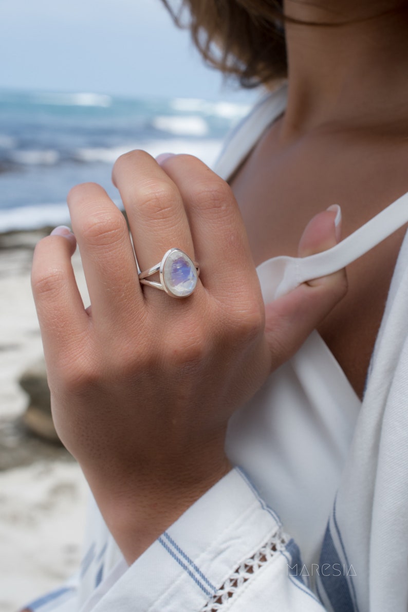 Moonstone Ring Sterling Silver 925 Handmade Gemstone Statement Everyday Oval stone Hippie BohemianJune Birthstone MR276 zdjęcie 4