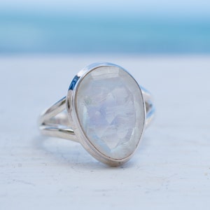 Moonstone Ring Sterling Silver 925 Handmade Gemstone Statement Everyday Oval stone Hippie BohemianJune Birthstone MR276 zdjęcie 1