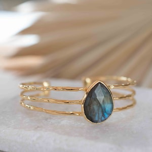 Labradorite Adjustable Bracelet ~ Gold Plated 18k ~ Handmade ~Statement  Hippie ~Bohemian ~Jewelry ~Gift For Her ~Gemstone ~Body MB046