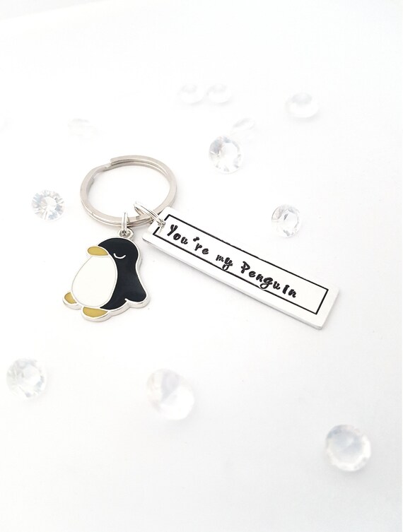 Present//Gift I Am Not Just a Cat Person I/'m A Burmese Cat Mummy Keyring