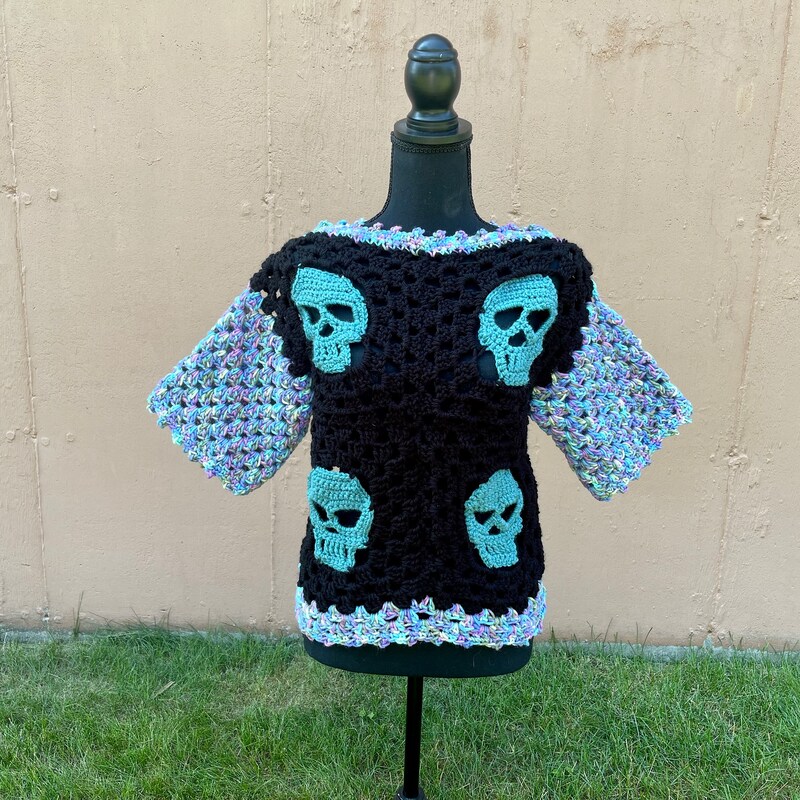Skull Pattern Round Neck Sweater