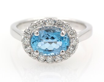 750/18k white gold ring with natural aquamarine of 1.45 ct. and 0.35 ct. of natural diamonds.