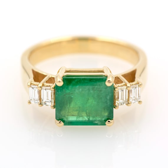 Bague En Or 18 Carats Avec Pierre Verte Rectangulaire - 2,34 Grammes, Occasion