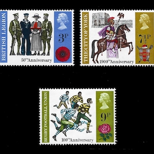 Conjunto de tres sellos nuevos conmemorativos del aniversario de Gran Bretaña de 1971 emitidos por Royal Mail. Ideal para coleccionistas de sellos británicos o para trabajos manuales.