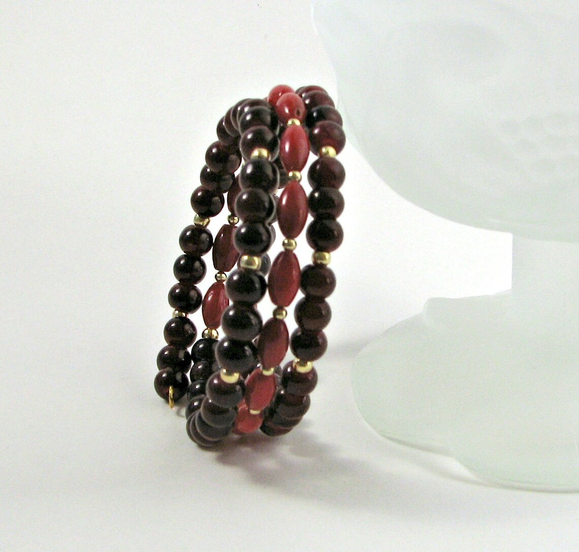 Red Bead Bracelet Red and Gold Bead Bracelet Beaded Memory Etsy
