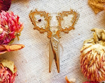 GILDED SCISSORS. Hard enamel pin. Witchy pin. Autumn enamel pin. Pin set. statement accessories. Brooch. Mini pins. Teapot. Tea.