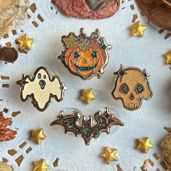 SPOOKY FRIENDS mini enamel pins. Hard enamel pin. witchy pin. Bat ghost and candy corn enamel pins. Glitter. Brooch. Mini pins set.