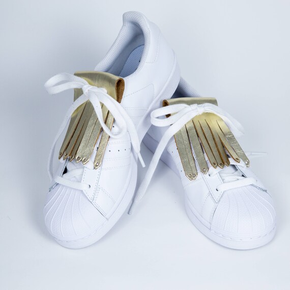 adidas gazelle silver green womens Buy ADIDAS ORIGINALS SUPERSTAR FRINGE SILVER  Superkicks