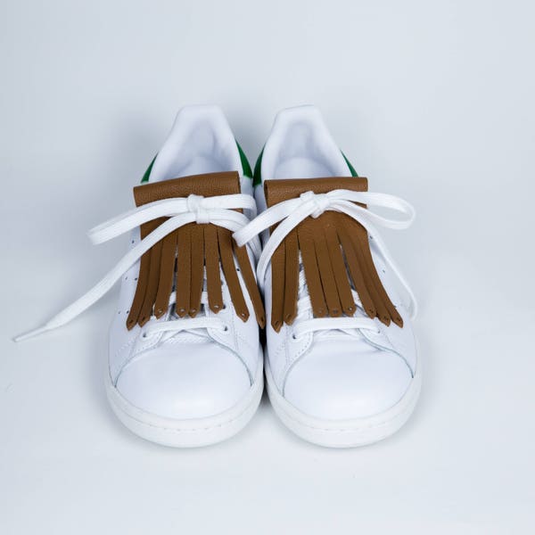 Fringes in genuine golden leather to customize your lace-up shoes