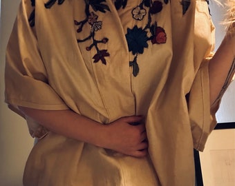 Robe kimono brodée taille 12-18