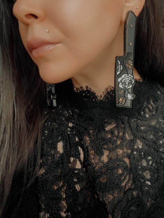 Halloween Resin Earrings 02 - Dagger Knife with Metallic Acrylic Painted Flowers