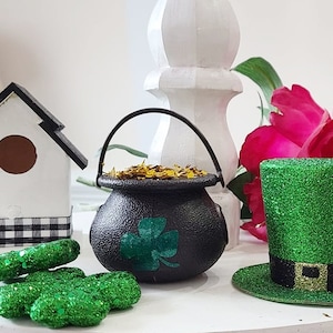 St. Patrick&#39;s Day Pot of Gold, Tiered Tray decor, St. Paddy&#39;s Day, Tray accent St. Patty